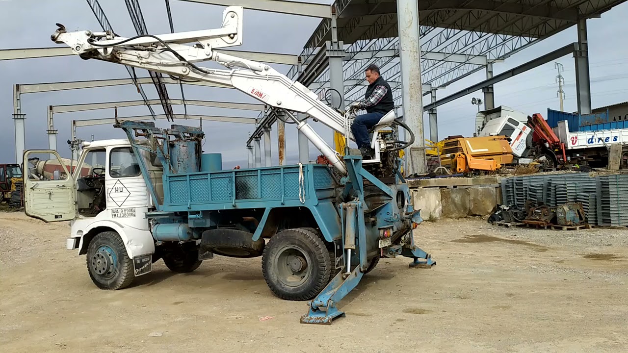 Grúa Pegaso - Funcionamiento de la grúa de camión Pegaso Comet 4x4 del 1978 - CARM sl