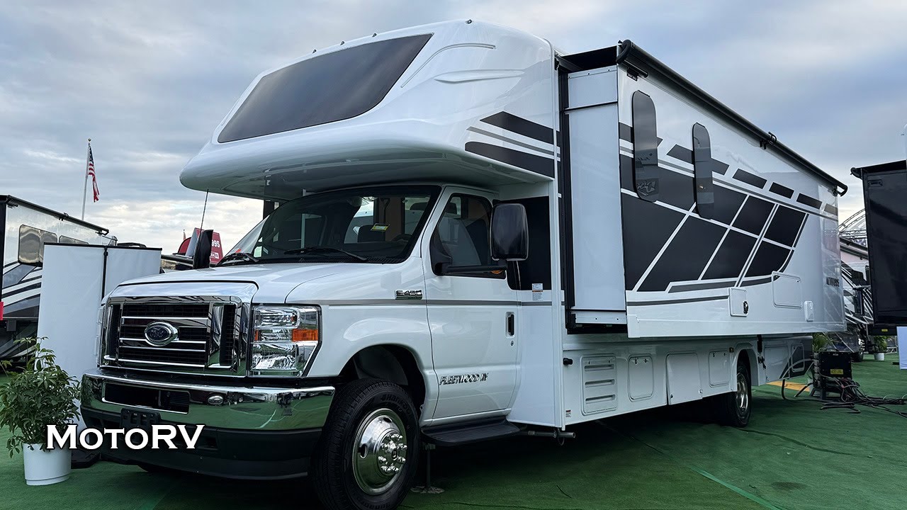 2025 Fleetwood Altitude 31W 7.3L V8 325 HP Ford E-450 Class C Motorhome