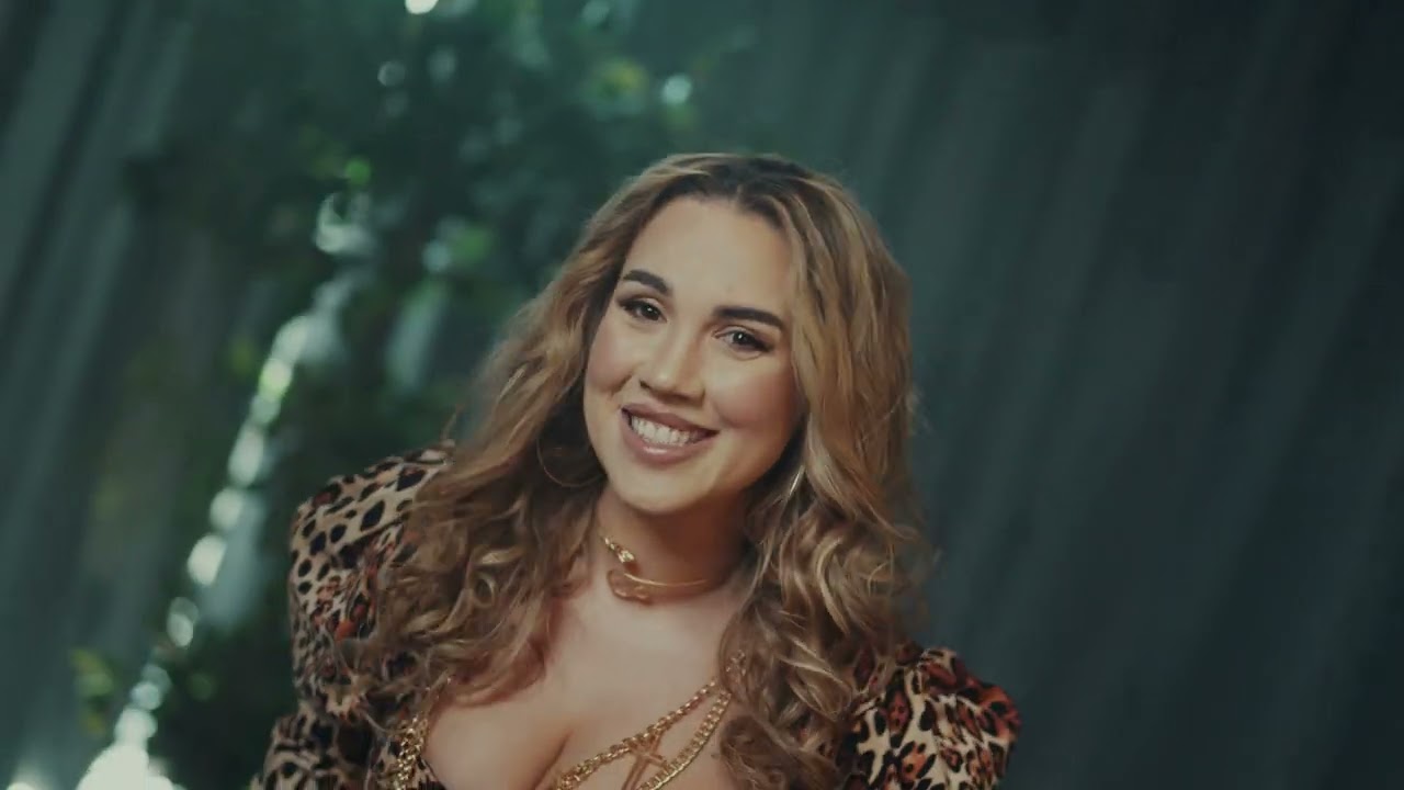 Simina Stanciu | Femeia Aristocrată | Official Video