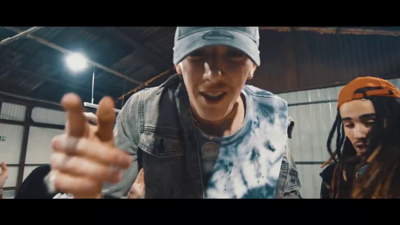 Amuly - DGK feat. Aerozen & Tussin (Official Video)