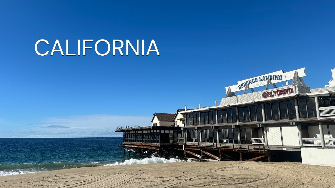 Relaxing Walk Along the Redondo Beach Pier – Clear Skies