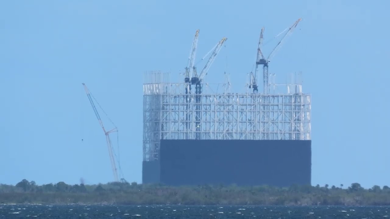 SpaceX Gigabay Complex Construction - Kennedy Space Center, FL 04-11-2026
