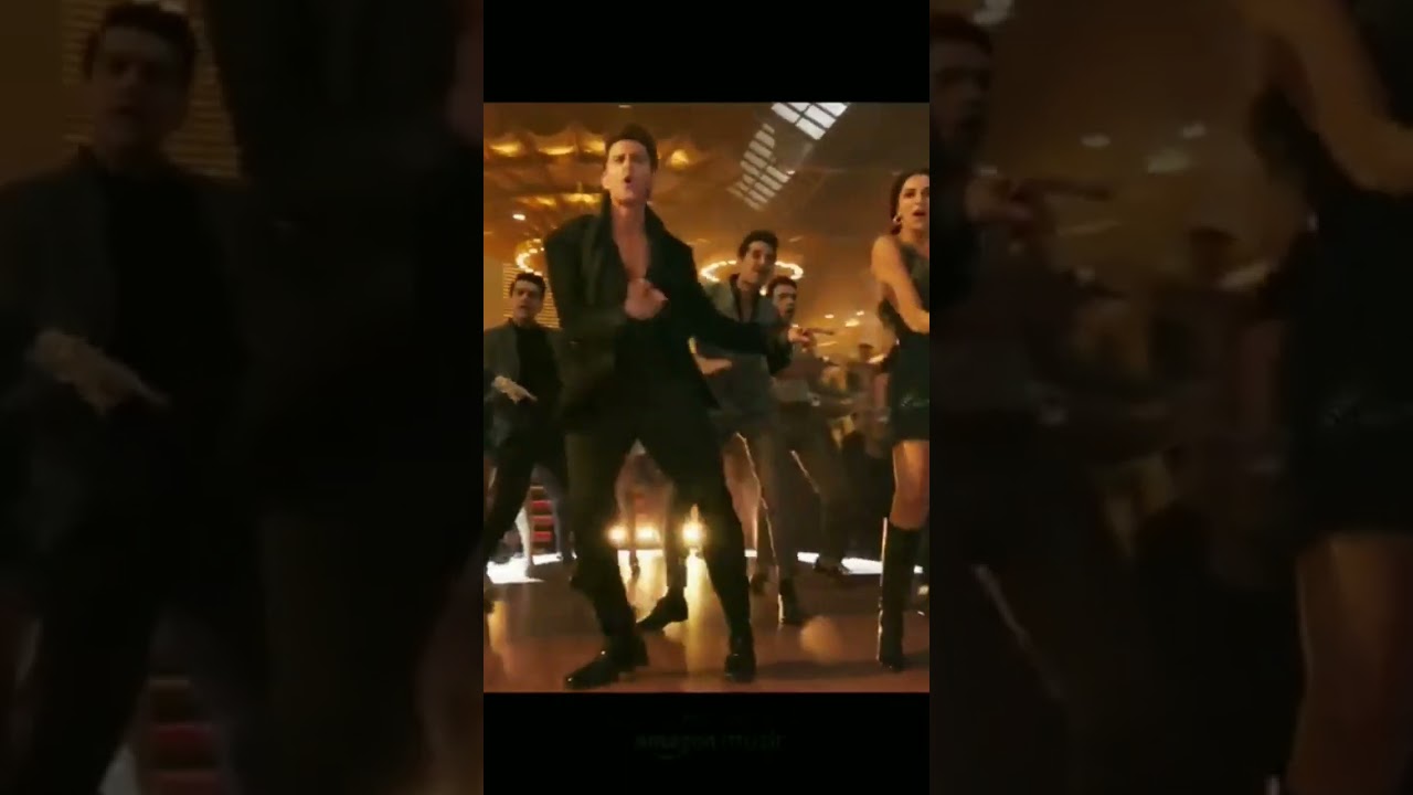 sher khul gaye #hrithik roshan#deepika pudukone#short#insta#famous#