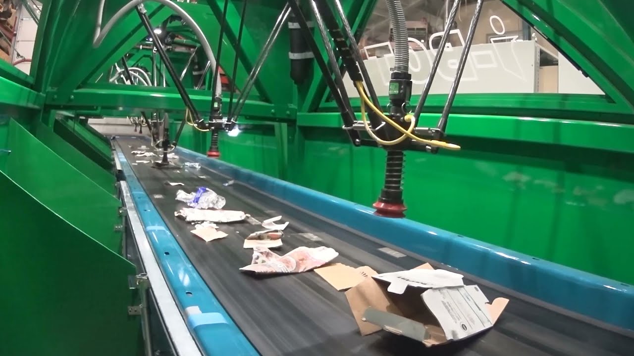i-BOT® Sorts PET HDPE Fiber & OCC! - Green Machine