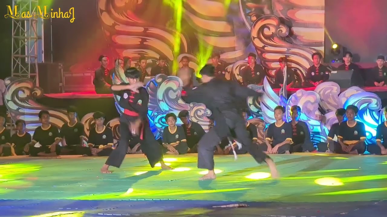 Penampilan Pendekar Gaspi asli PPSD dalam rangka pembukaan haul akbar ke XXX.