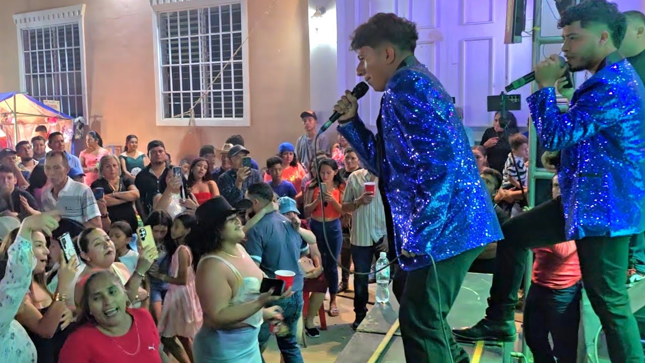 De los mejor3s con ciertos en El Rodeo Morazan Grupo F.L de cuilapa arriba 