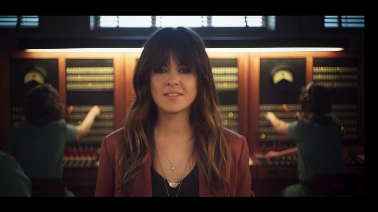 Vanesa Mart&iacute;n - Hablar&aacute;n de ti y de mi (Videoclip Oficial) Sinton&iacute;a Las Chicas del Cable (Netflix)