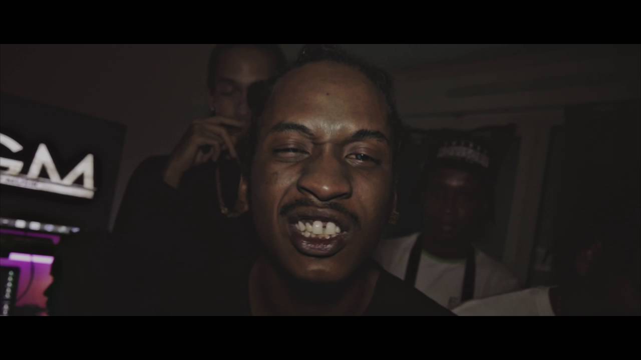 Toopitt X Asta (PvchvGvng) - OKLM [Studio Performance]