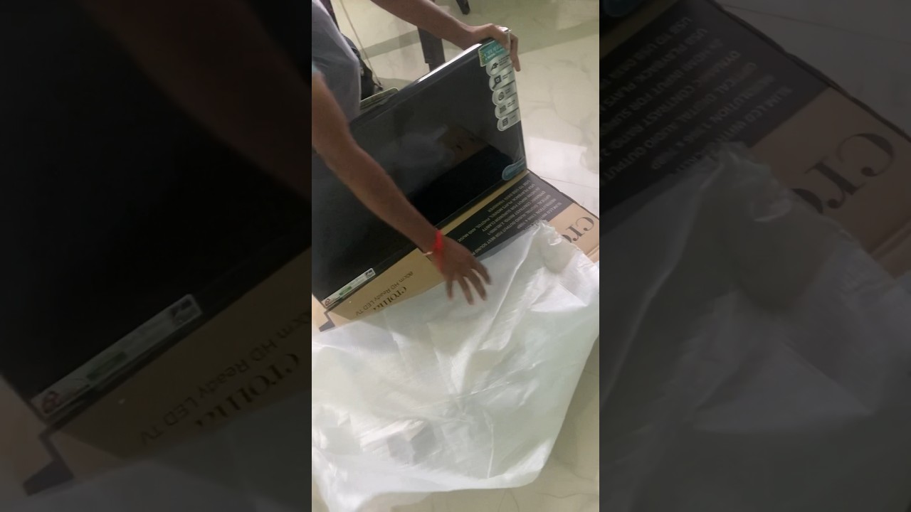 Croma 80 cm - 32 Inches HD Ready LED Tv  #unboxing