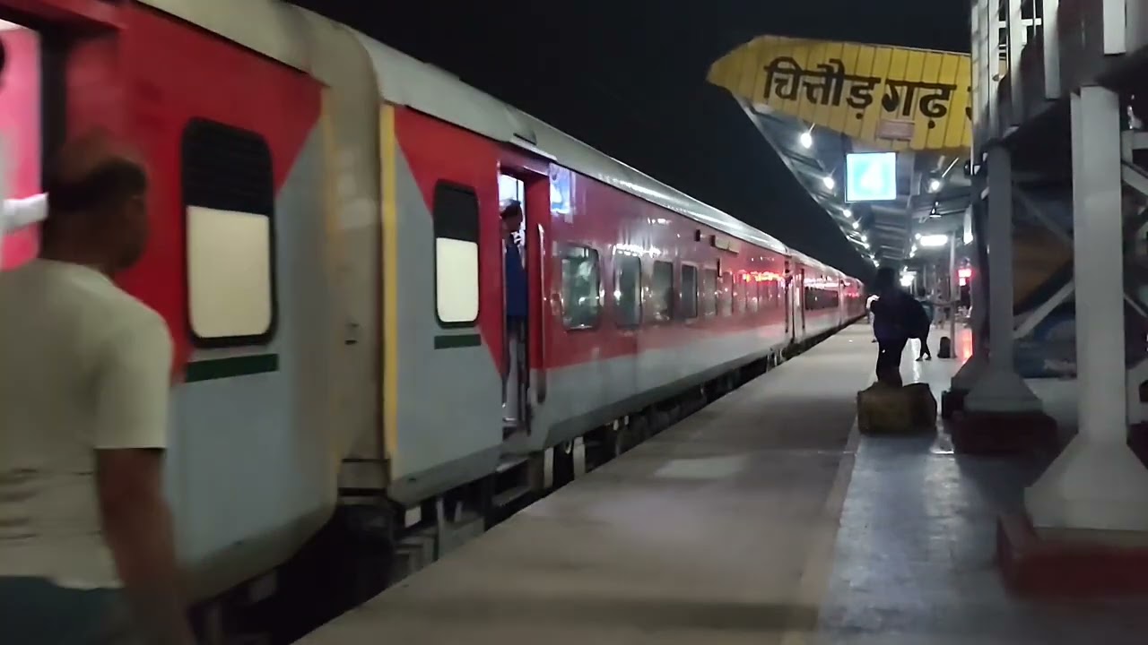 Train No 12996 AII BDTS SF Exp Arriving At Chittaurgarh Railway Station On Platform No-4