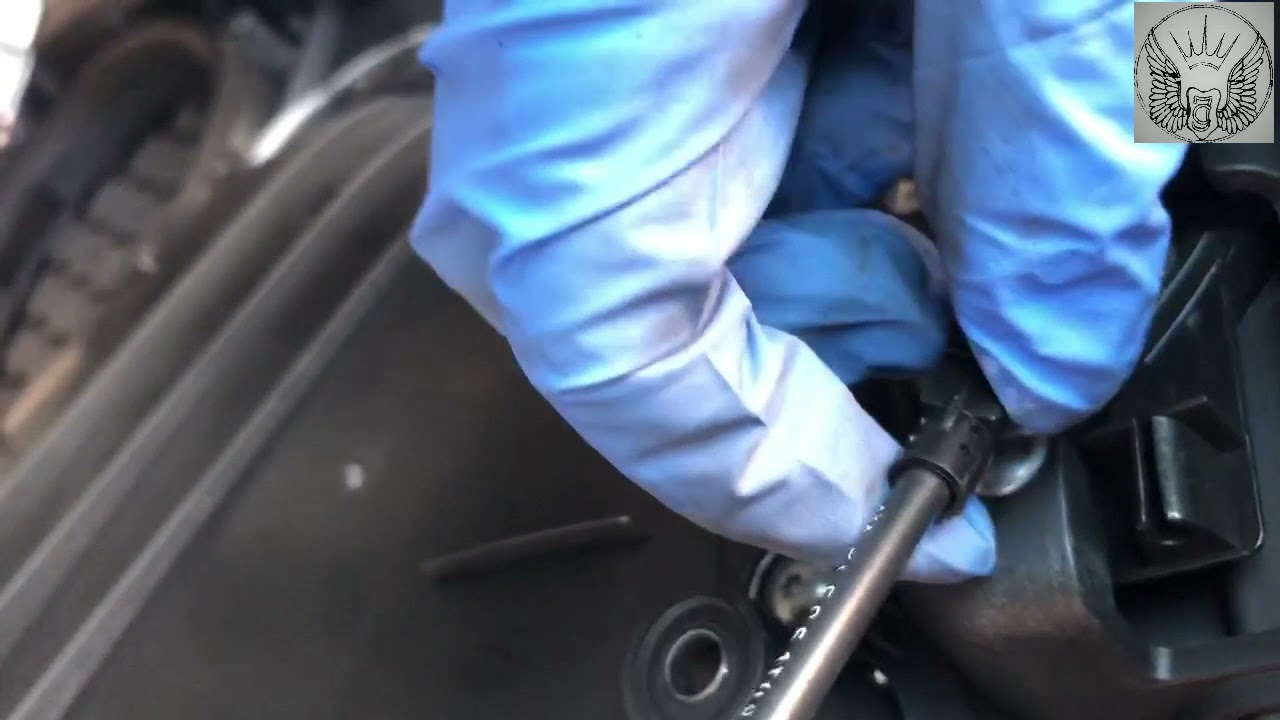 Снятие карты передней дверной панели VW Touran 2008