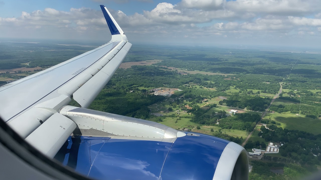 Delta A321 landing in Memphis