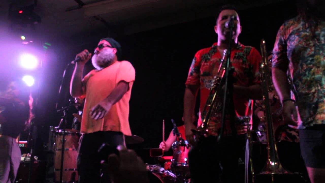 Loca - Chico Trujillo en Lima 02/07/2014