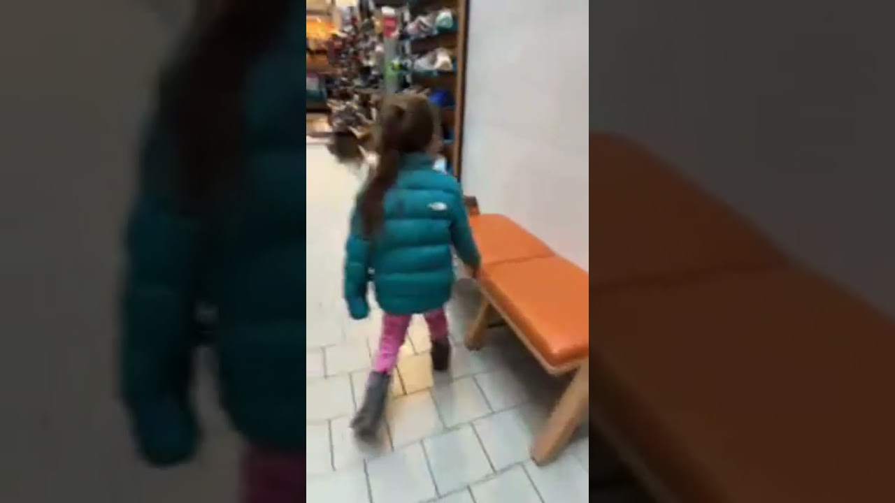 Cute GIRLS Goes Winter Shoes Shopping for BOGGS and UGG Shoes #boggs #ugg #wintershoes #shoes