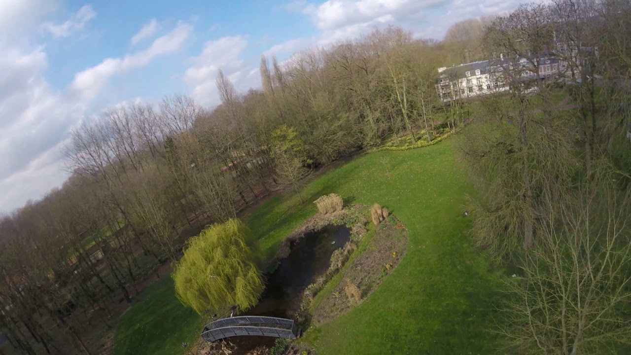 Freestyle drone Vortex au Château de Beaulieu