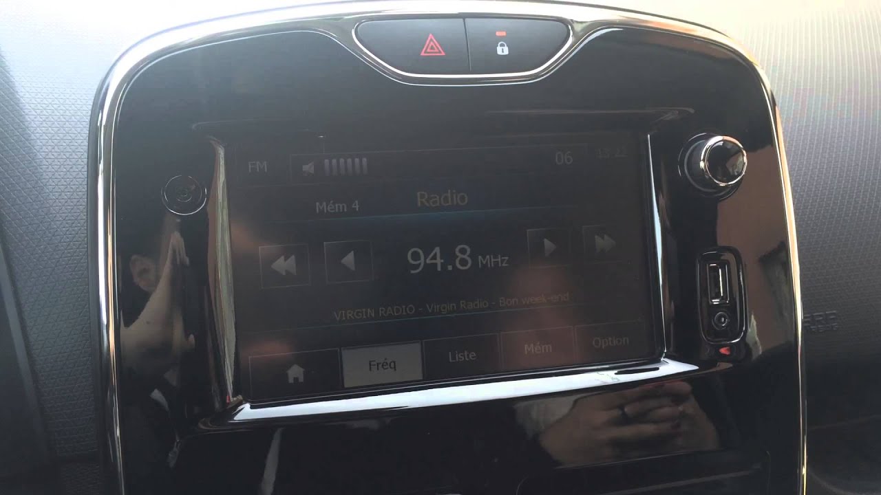 Problème tableau multimédia Clio IV