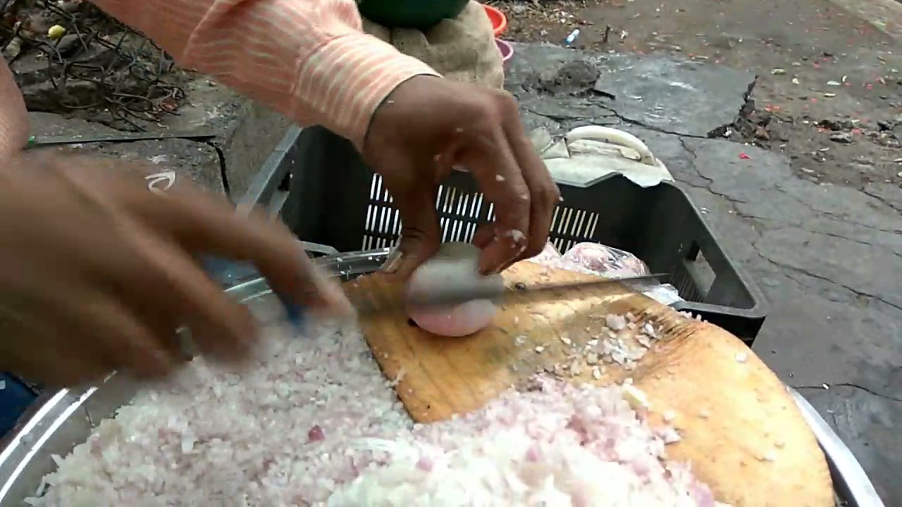Onion Cutting - Indian style