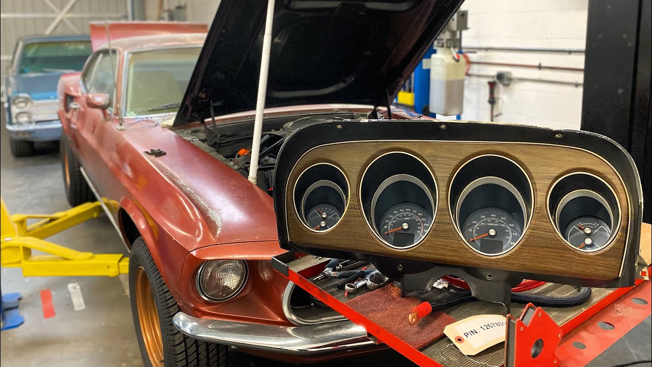 Dakota Digital in a 69 Mustang