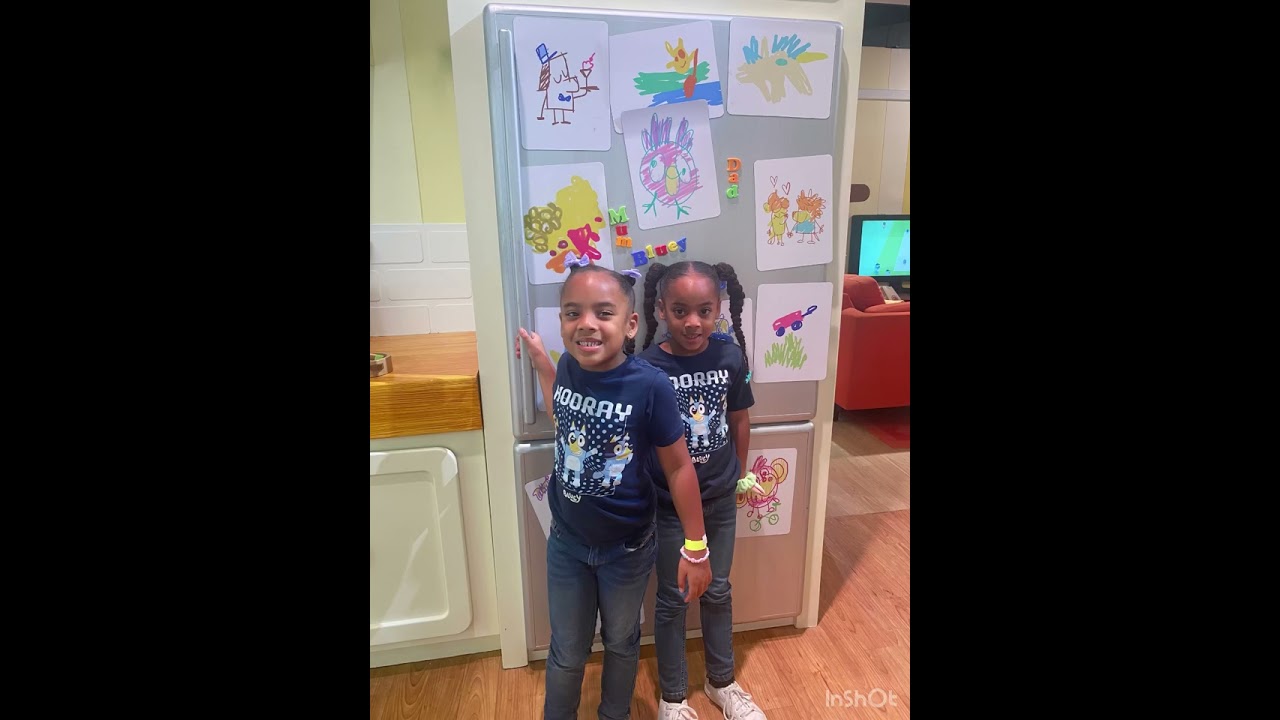 Lena and Jordan visit Bluey’s house! 