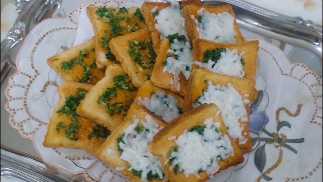 خبز بالثوم 🍞 🧄