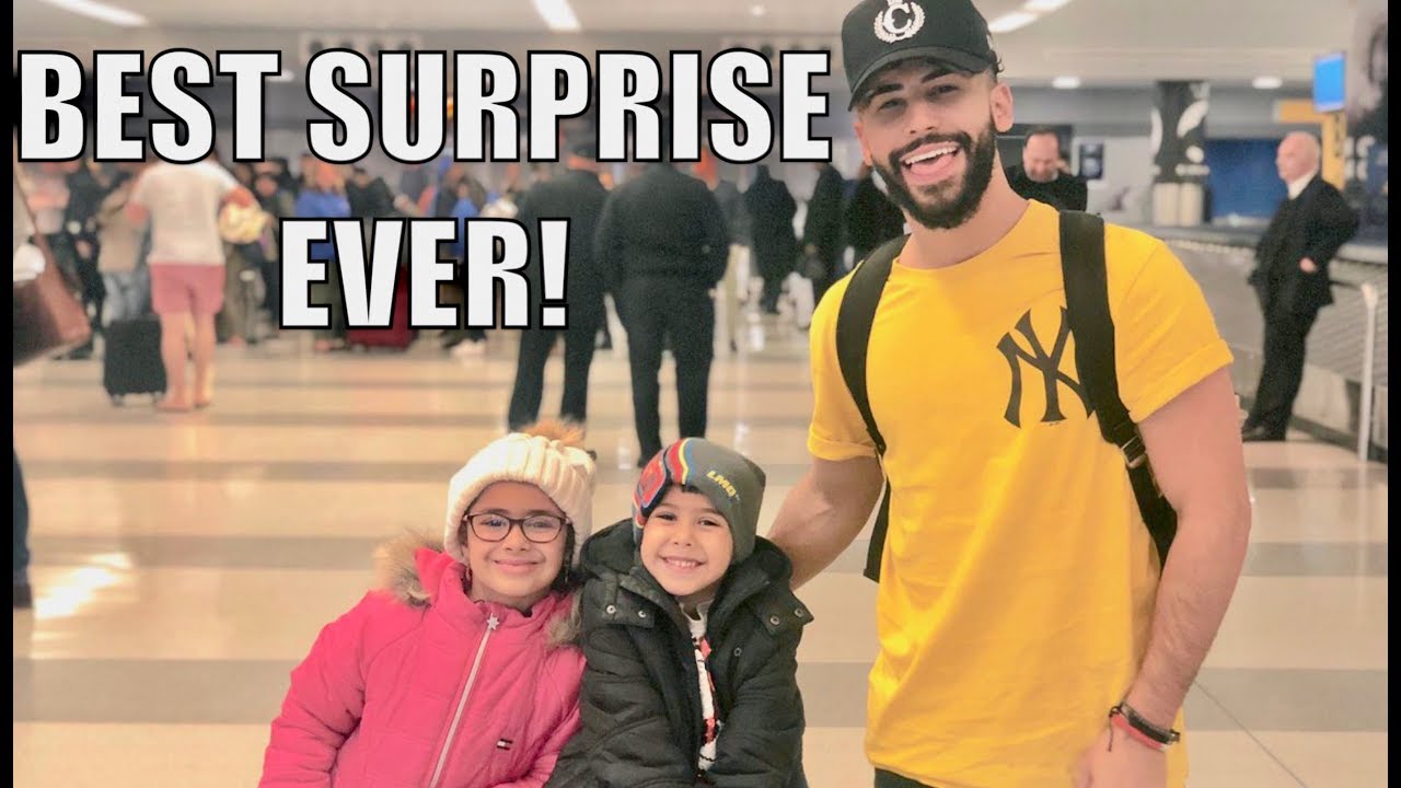 MY FAMILY SURPRISED ME AT THE AIRPORT!!!