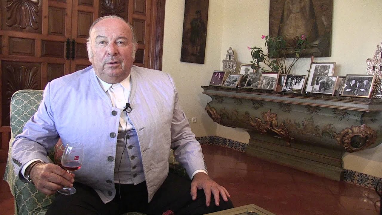 Don Alvaro Domecq Romero: History, horses, and rejoneo