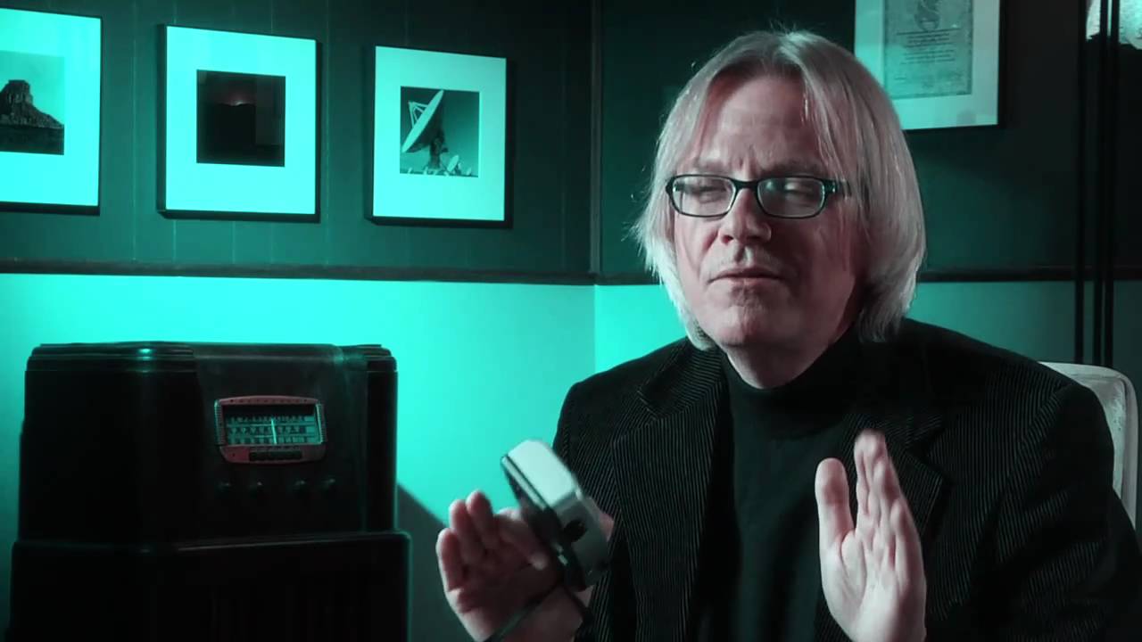 FROM A DISTANCE:  The Nosebleed Photography of Eddie Leibovitz [Color 2011]