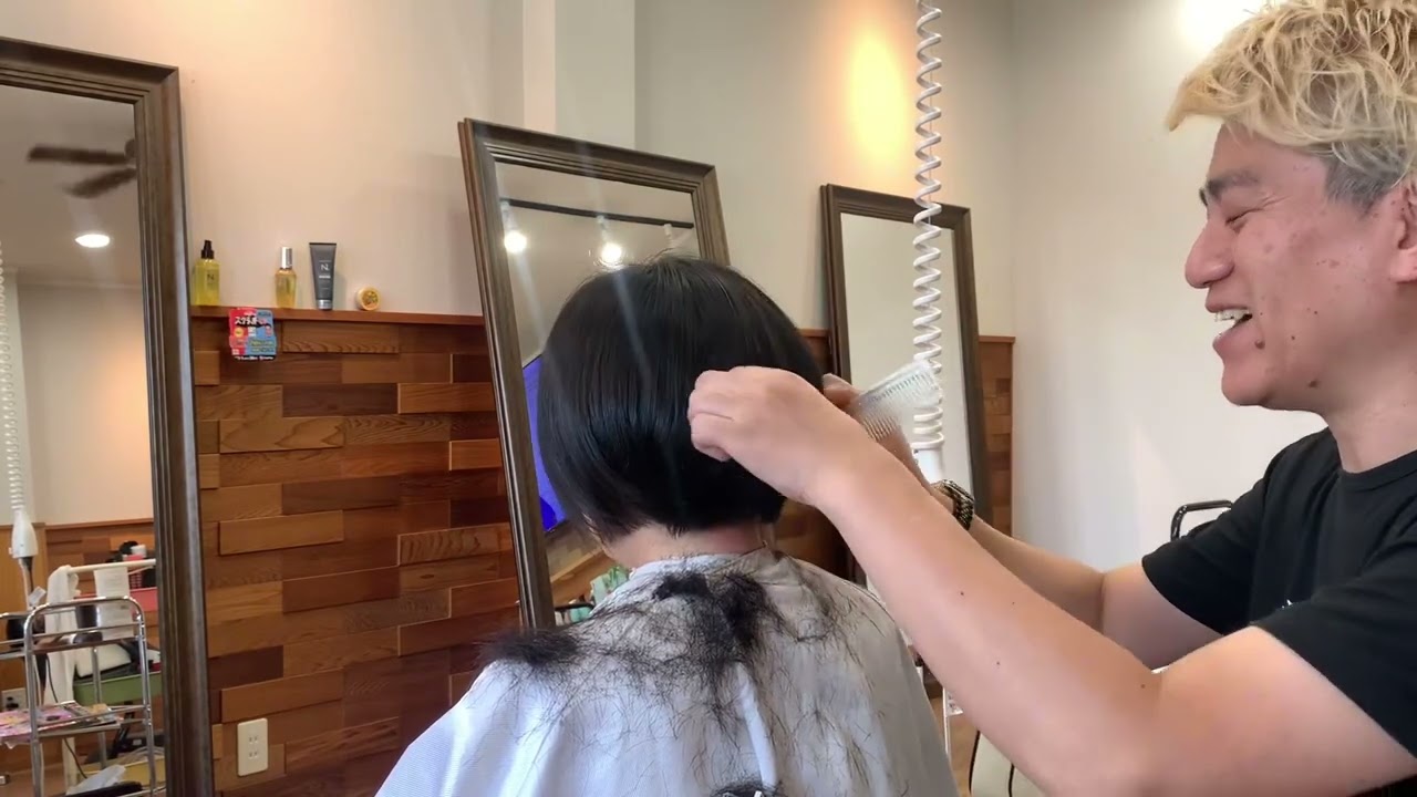 大人可愛い艶髪さらさらショートヘアー・ショートボブ・ボブ・ショートカット【一宮市美容院Free】