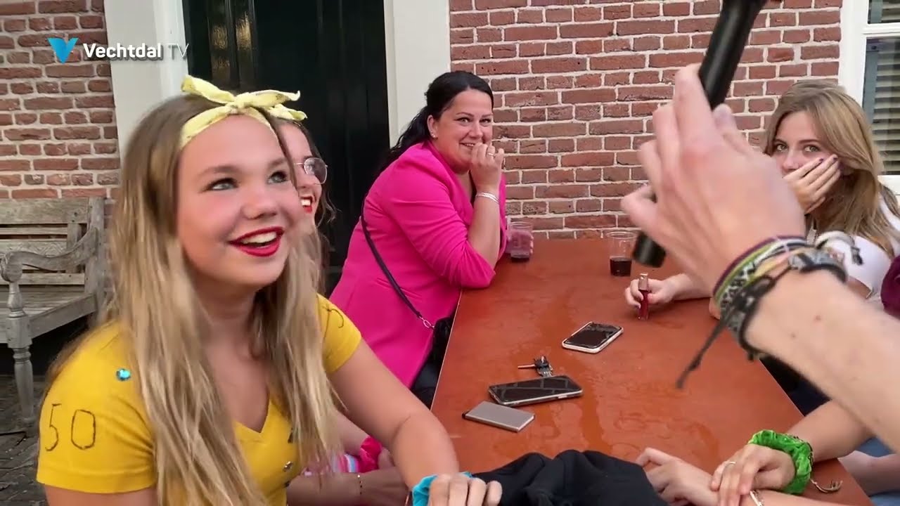 Hoe vieren bewoners de vijftigste verjaardag van Gramsbergen Lichtstad? VOXPOP! #3