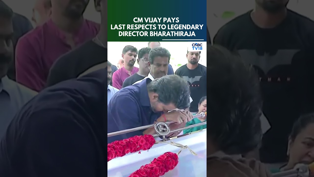 Tamil Cinema Loses Icon | Tamil Nadu CM Vijay Pays Tribute To Filmmaker Bharathiraja | N18S