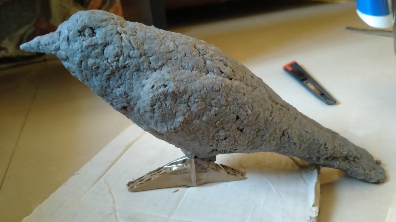 🐦 Bird Sculpture using paper mache.