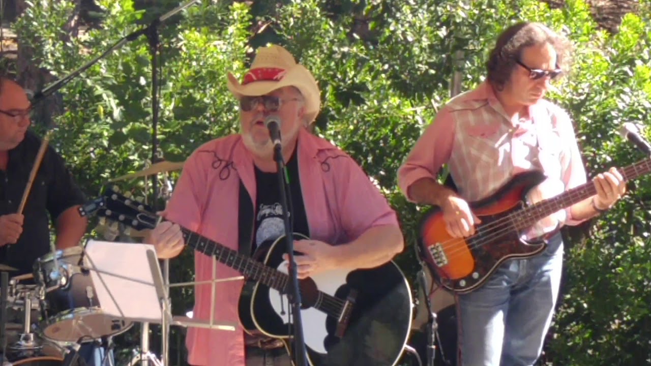 Slim Chance and the Convicts at Chomp and Stomp 2018
