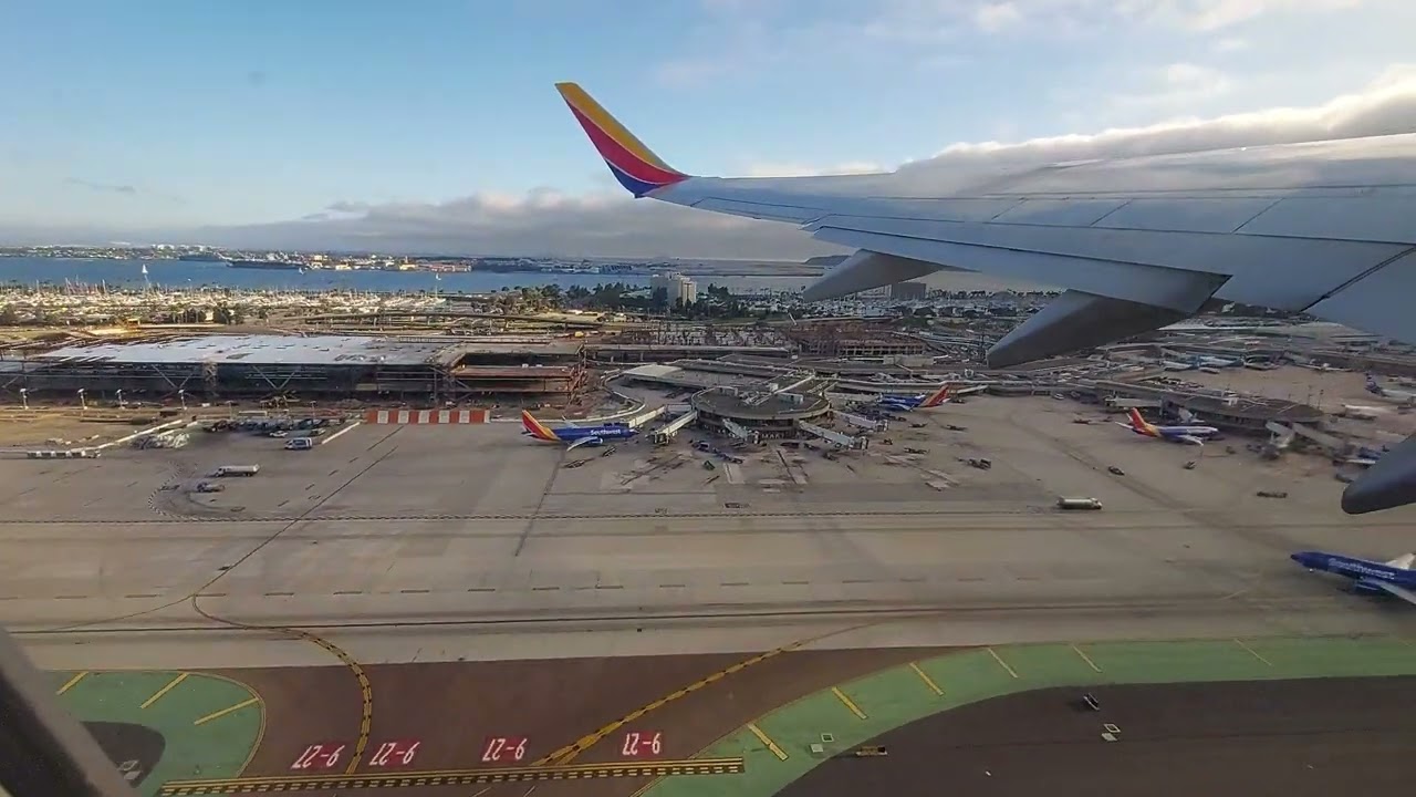 [4K] Take off From Busiest Single Runway Airport of USA : San Diego International Airport!!
