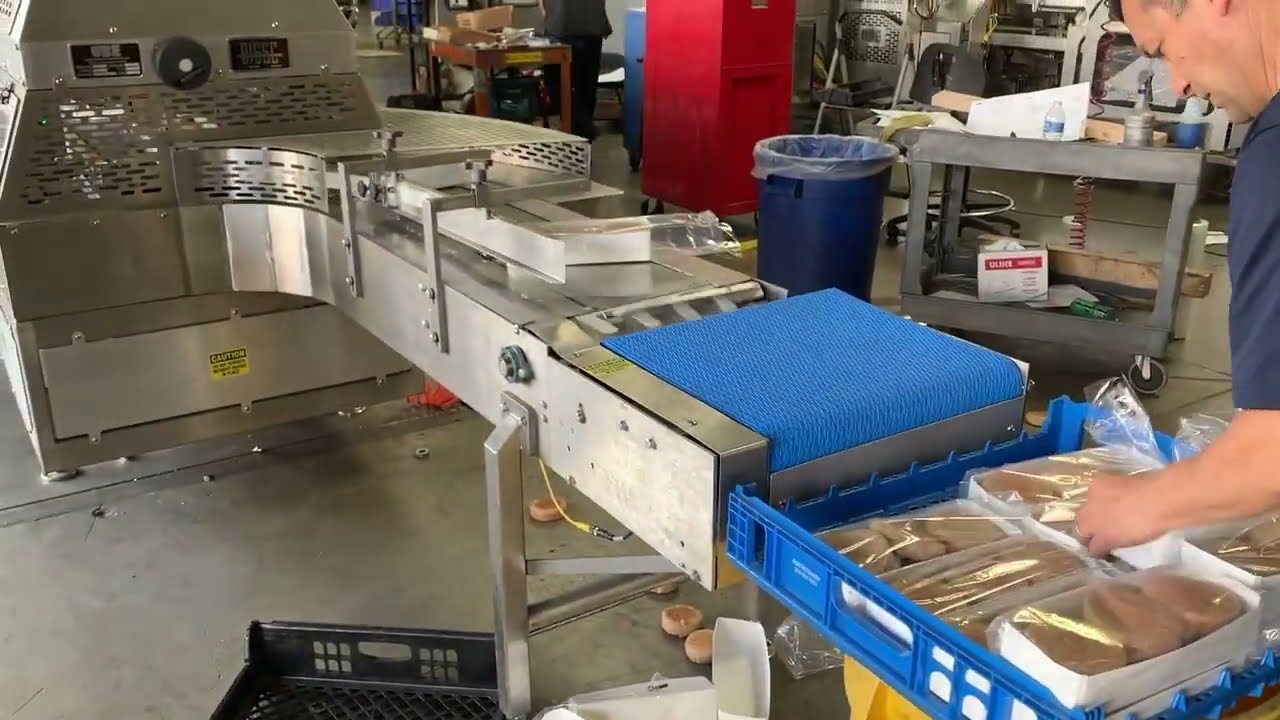 UBE MODEL 91AL-DS DUAL STACKER - BOX LOADER - BAGGING ENGLISH MUFFINS IN CARDBOX TRAYS/BOXES