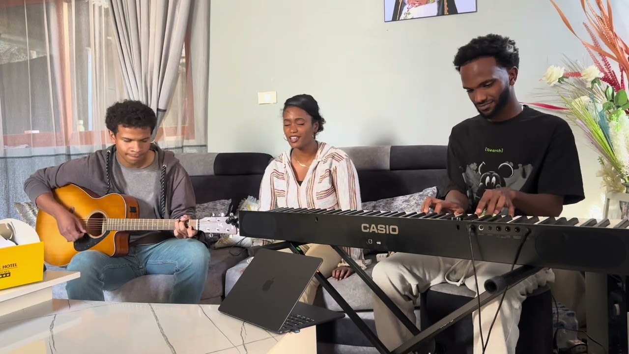 Amelkalew Dawit Getachew - Cover By Ruhama Shewadaru Home Sessions