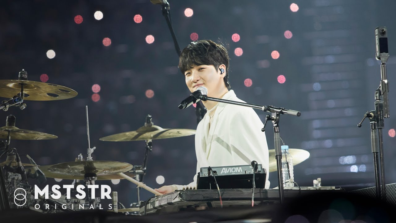 LUCY - 남김없이 Concert Live Clip (@ 1st WORLD TOUR 'written by FLOWER ENCORE') / ENG sub