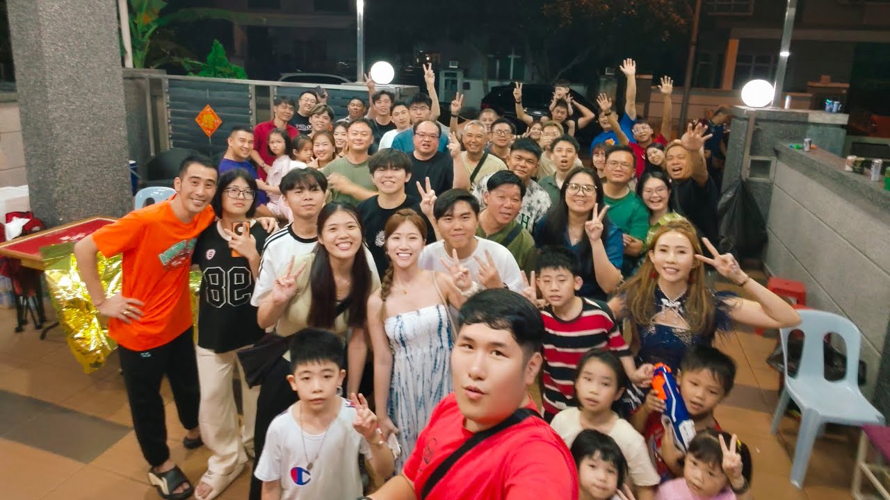 #我会一直顺顺顺 正月初十二，感恩大家有如往年一样的赏脸参与，愿友谊长存！🐴年行好运 #新年歌2026 #马年 #马年大吉 #感恩 #感恩所有的相遇 #推荐 #抖音 #抖音推荐 #抖音歌曲 #关注 