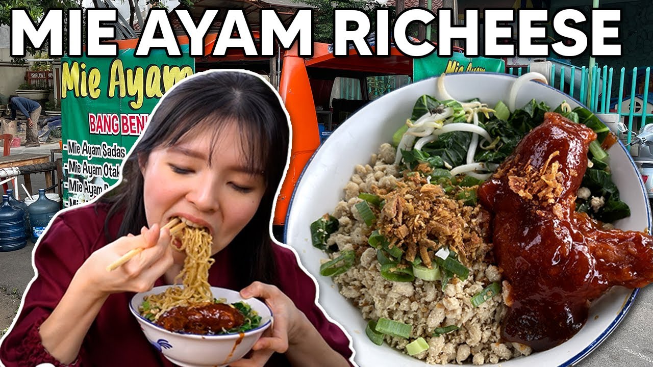 JUALAN MIE AYAM TOPPING RICHEESE DI MOBIL PINGGIR KALI !! 17 RIBU TAPI MEWAH BANGET...