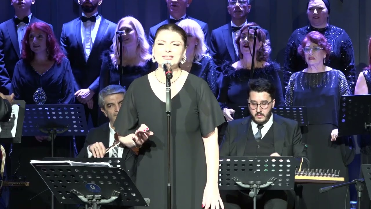 Zeynep Duman -  Söyle naz mı bu kaş çatış, Benden uzaklara kaçış.