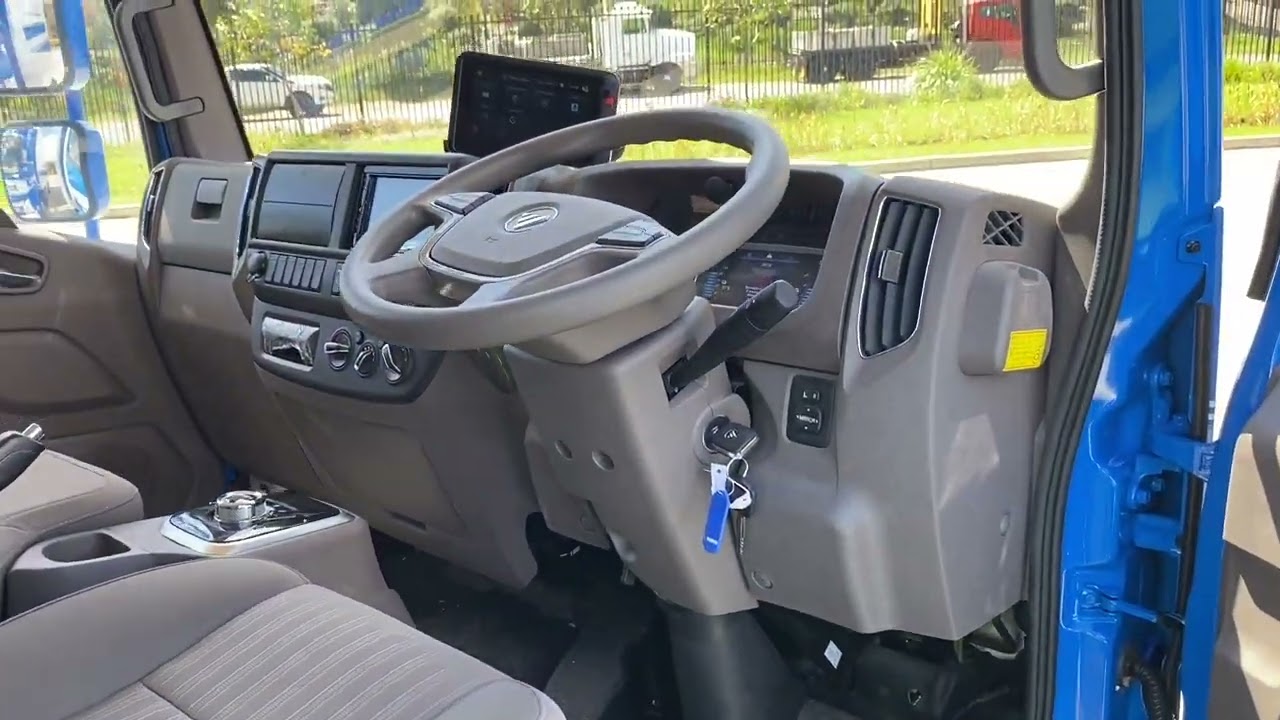 FOTON T5 EV with Droptruck pantech Body