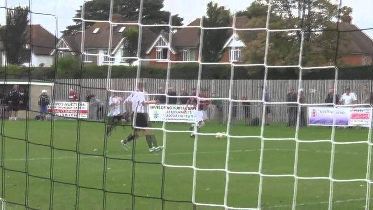 #10 / Eastbourne United vs Hastings United 30/08/14