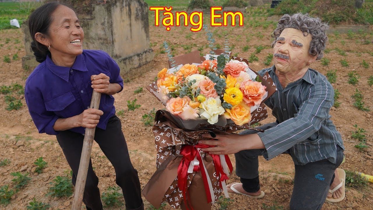 Hưng Vlog - Giả Làm Ông Tây Hỏi Cưới Bà Tân Vlog Và Cái KẾt