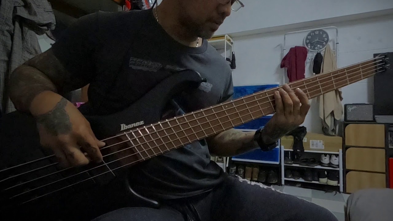 Leave the door open - Bass Guitar Cover