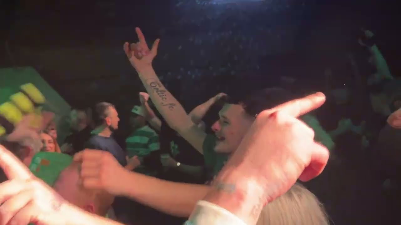 Eimhéar Ní Ghlacaín - Medley: This Land, Let People Sing, 67 Heat of Lisbon (live Stuttgart 2026)