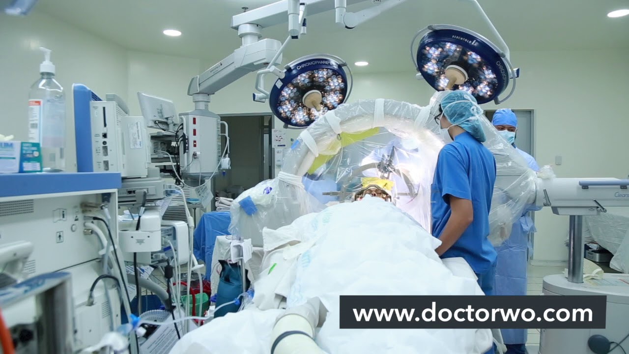 Estimulación Cerebral Profunda - Paciente con Distonía - Doctor WO