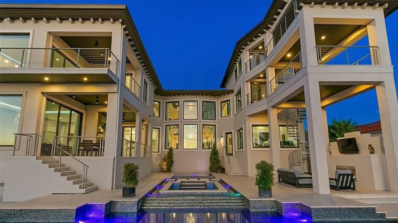 Tampa Waterfront Mansion: INSIDE a Davis Islands Icon