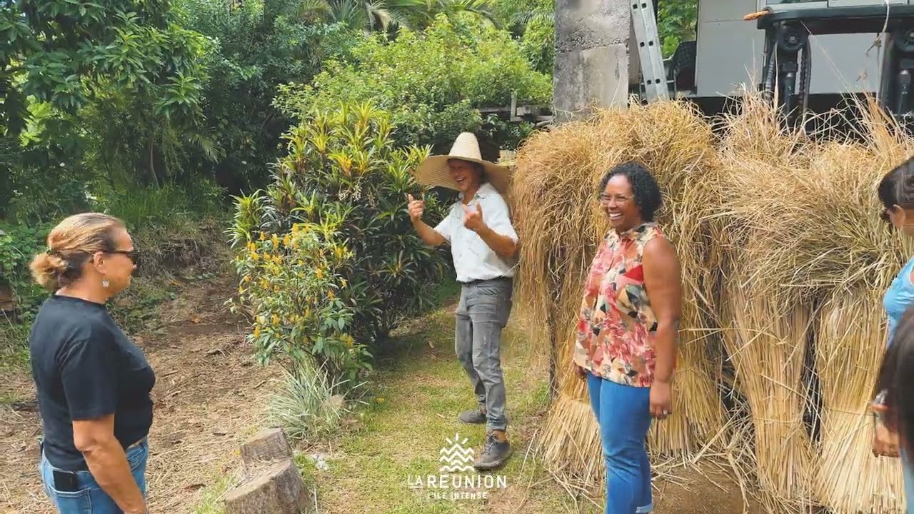 Une journée découverte au Far Far de Bézaves : une immersion au cœur du terroir de La Réunion