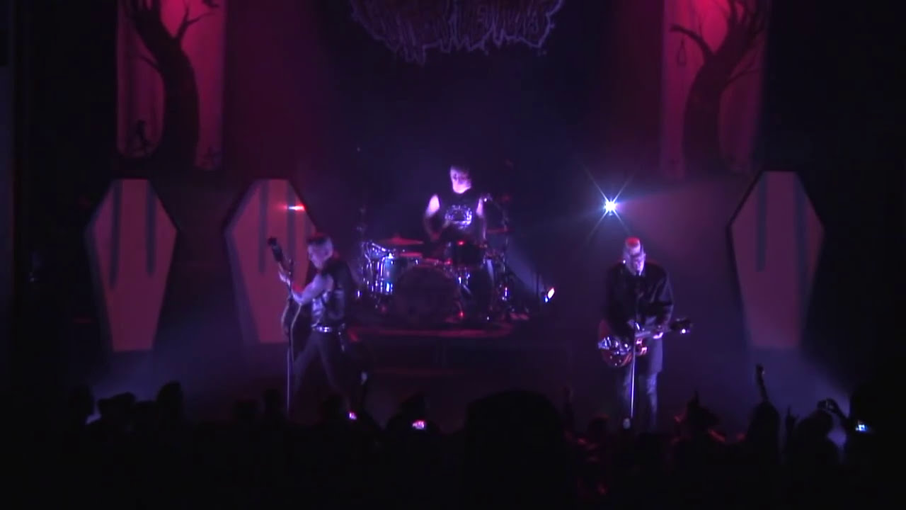 Gutter Demons - Enter the Demons-Room 209 (Official Video)