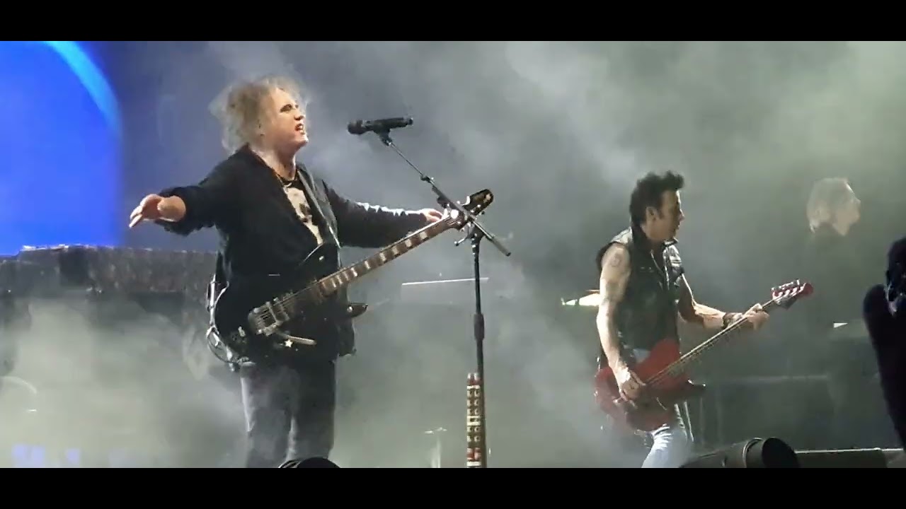 THE CURE 