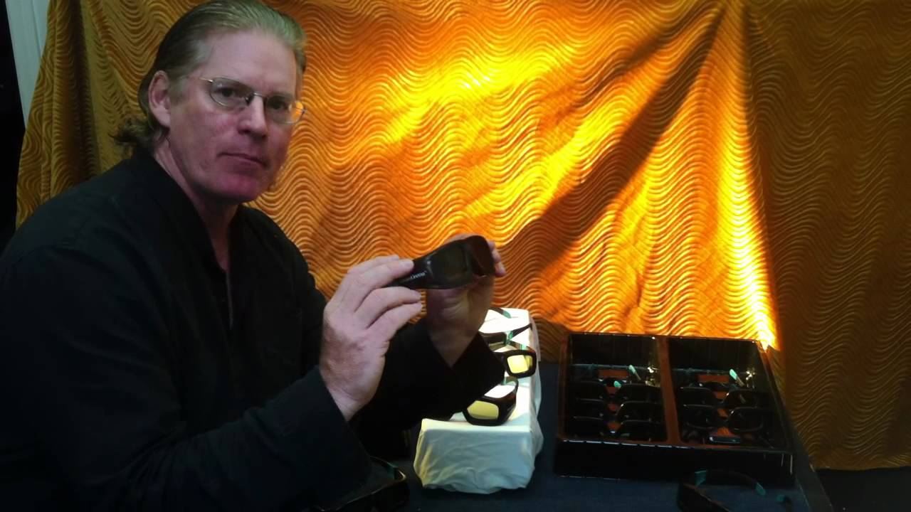 3D Shutter Glasses Basic Instruction 1.MOV